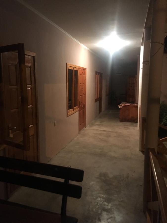 Homestay On Akademika Sakharova ซุคุม ภายนอก รูปภาพ